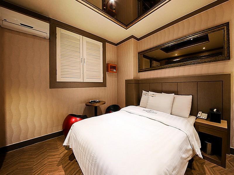 Popcorn Hotel Соннам Экстерьер фото